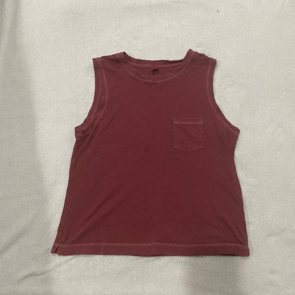 Old navy cropped workout top